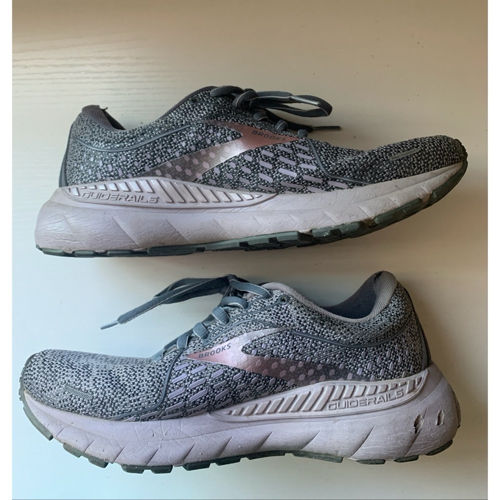 Brooks Adrenaline Running Shoes Women’s Size 8